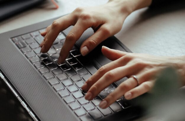 Desarrollo de aplicaciones Valencia – mantenimiento web Desarrollo de aplicaciones Valencia - mantenimiento web